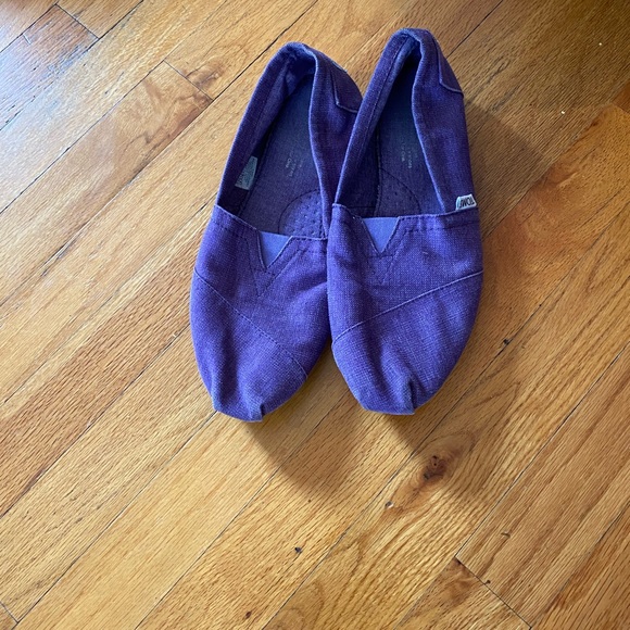 Tom’s shoes size 8-1/2 - Picture 3 of 5